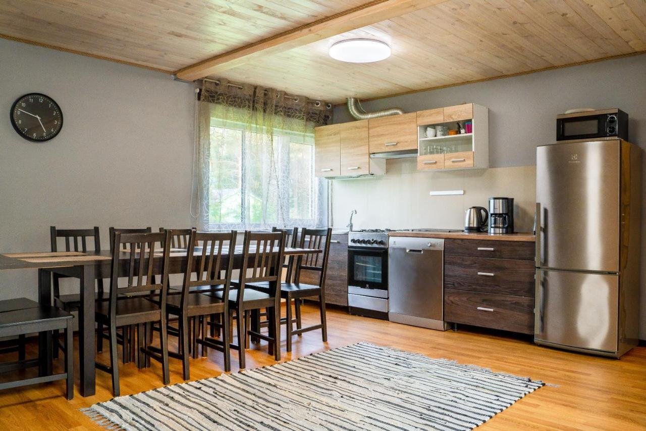 Metsaaeaere Accommodation Uulu 外观 照片